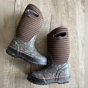 Girls Bogs slip on waterproof Floral Brown Boots winter rain size 13